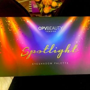 OPV BEAUTY SPOTLIGHT EYESHADOW PALETTE